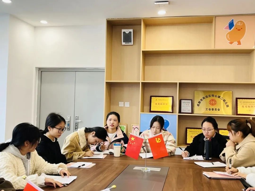 幼儿篮球教学方法_教幼儿园篮球的教案_幼儿篮球技巧及方法教案