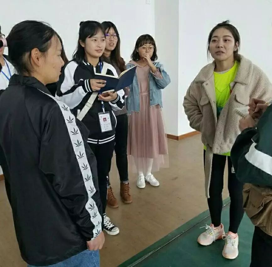 篮球比赛冠军文案_篮球赛冠军的朋友圈配文_篮球赛总冠军文案