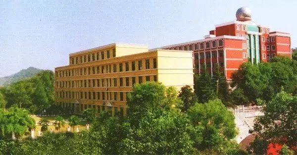 邵阳篮球队_邵阳篮球赛事_邵阳市女子篮球联赛冠军